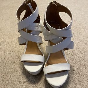 White Wedges